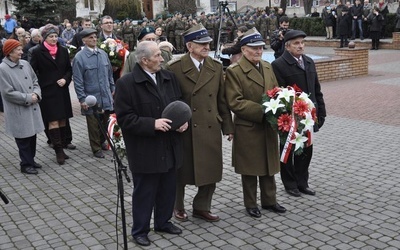 Zostawili młodość