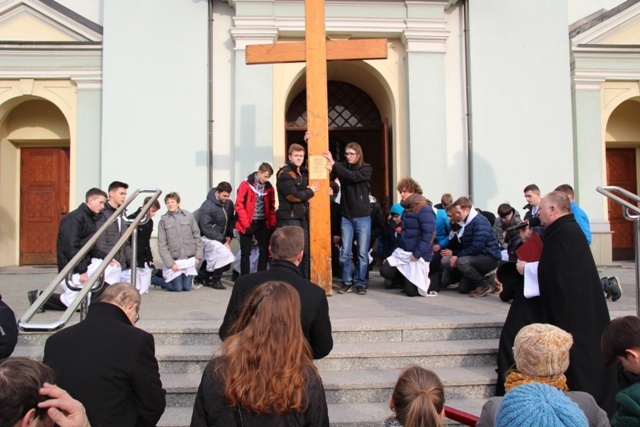 Droga Krzyżowa ulicami Skoczowa