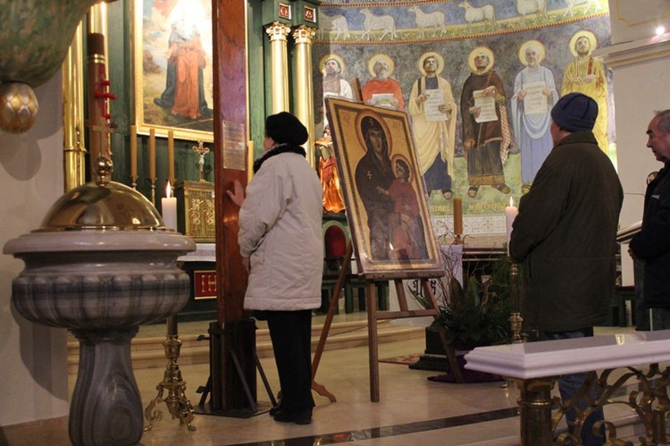 Krzyż ŚDM ikona Matki Bożej w Ustroniu