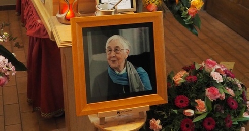 Śp. Anna Bugnon-Rosset była córką Zofii Kossak i Zygmunta Szatkowskiego