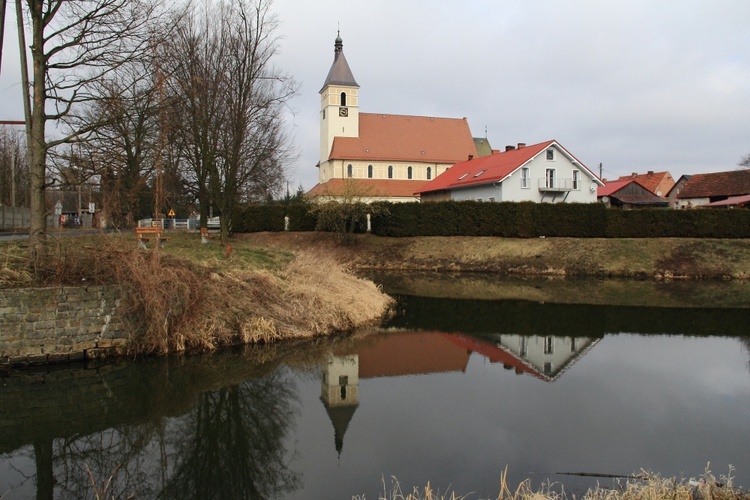 Kościół w kolorze krwi