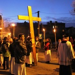 Krzyż ŚDM i ikona Matki Bożej w Żywcu