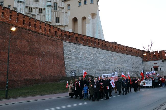 Marsz "W obronie demokracji i wolności mediów". Kraków 2015