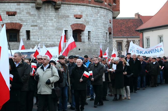 Marsz "W obronie demokracji i wolności mediów". Kraków 2015