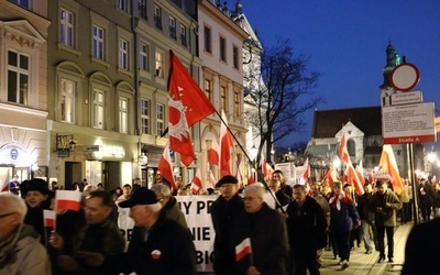 Marsz "W obronie demokracji i wolności mediów". Kraków 2015