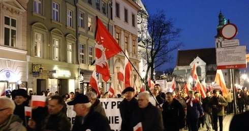 Marsz "W obronie demokracji i wolności mediów". Kraków 2015