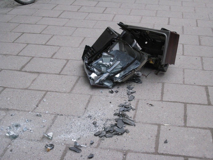 Polsat zdjął z anteny "Skandalistów"