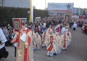 Procesja do kościoła