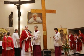 Znaki ŚDM w kościele MB Bolesnej w Jawiszowicach