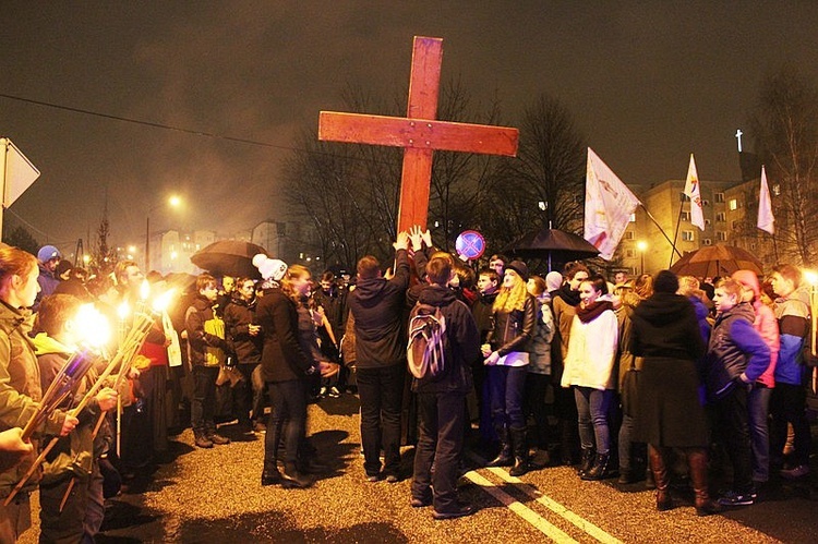 Krzyż i ikona Matki Bożej w Bielsku-Białej - cz. 1