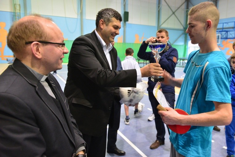 Tenis stołowy w Ząbkowicach