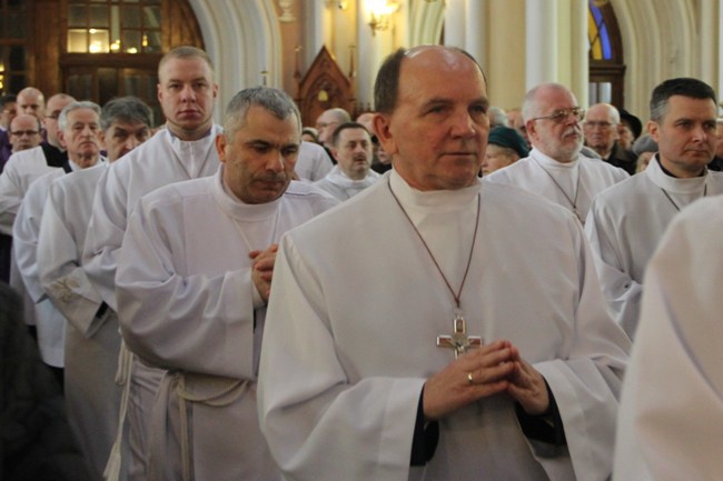 Mamy nowych nadzwyczajnych szafarzy Komunii świętej