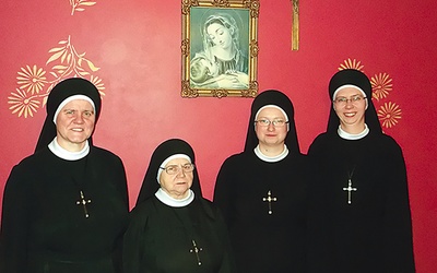  W domu Sióstr Opatrzności Bożej w Kutnie posługują 4 siostry zakonne Obok: Założycielką zgromadzenia była sł. Boża matka Antonina Mirska