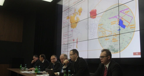 Słupki w górę, opinie w dół