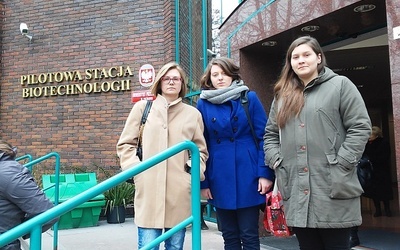 Olga Kwapisz-Wojda i jej podopieczne - Paulina Jachimek i Emilia Pacek 