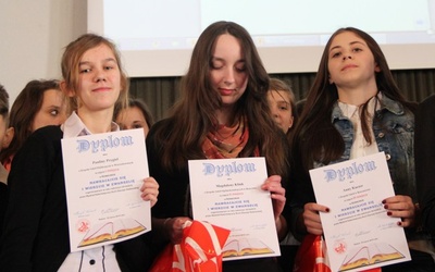 Laureatki konkursu (od lewej): Paulina Prygiel, Magdalena Klink i Anna Kaczor