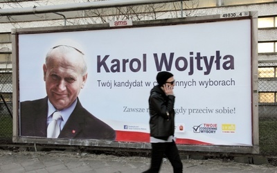 Wojtyła na wyborczych plakatach?