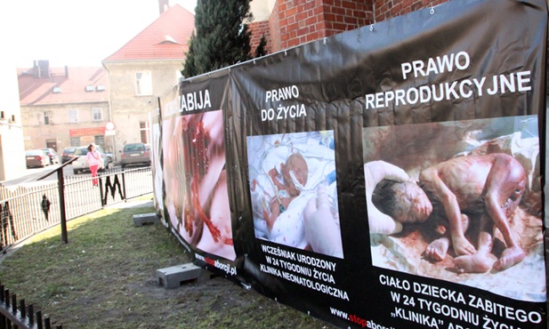 Oława i realia aborcji