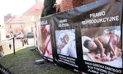 Oława i realia aborcji