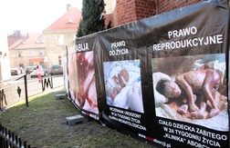 Oława i realia aborcji