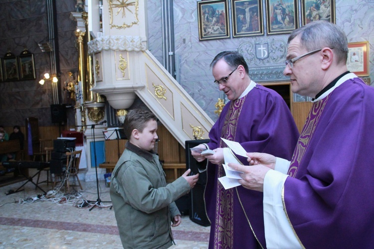 Szkolne Koła Caritas w parafii Zgórsko