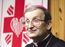  Zawołanie biskupie ordynariusza naszej diecezji to słowa:  „Servire in caritate”  (Służyć w miłości)