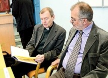  Ks. prof. dr hab. Tadeusz Dola i dr n. med. Maciej Szcześniak