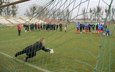 Trening piłkarzy Śląska Wrocław z niewidomą kadrą Polski