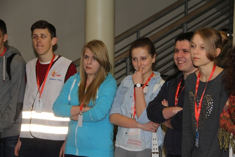 Forum młodzieży - warsztaty uwielbieniowe