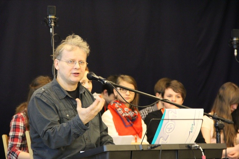 Forum młodzieży - warsztaty uwielbieniowe