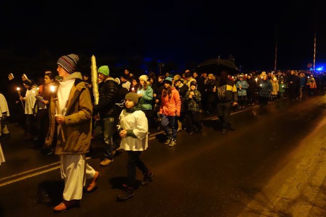 Droga Krzyżowa ulicami Poronina