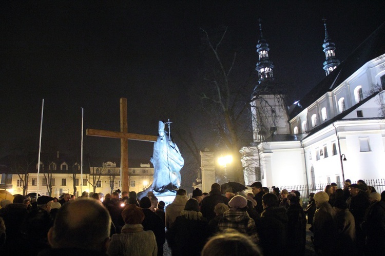 Droga Krzyżowa ulicami Łowicza