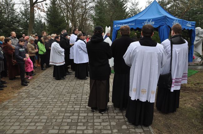 Pochówek dzieci utraconych w Pile