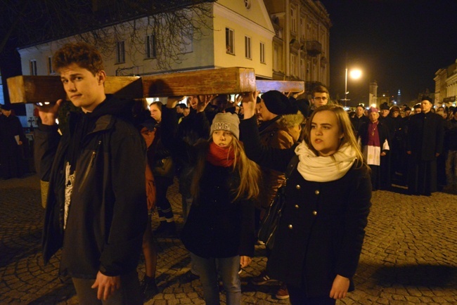 Droga Krzyżowa ulicami Radomia