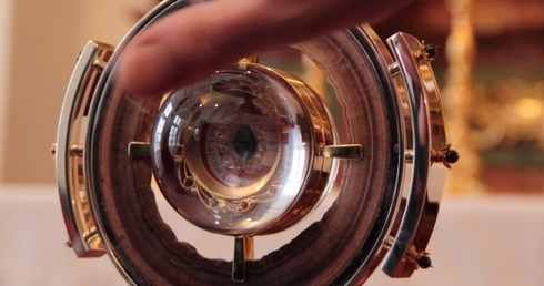 Święty papież obok św. Klemensa