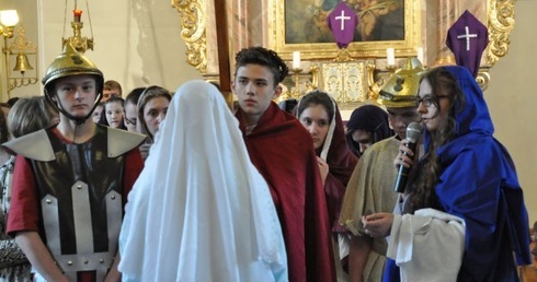 Wpatrzeni w Jezusa cierpliwego