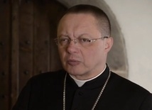 Pod krzyżem powstają nowe relacje rodzinne