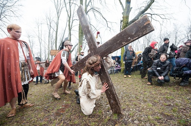 Chwalebne Misterium Męki Pańskiej cz. 2