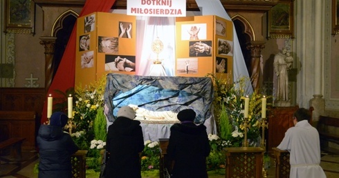 Radom, parafia Opieki NMP (katedra)