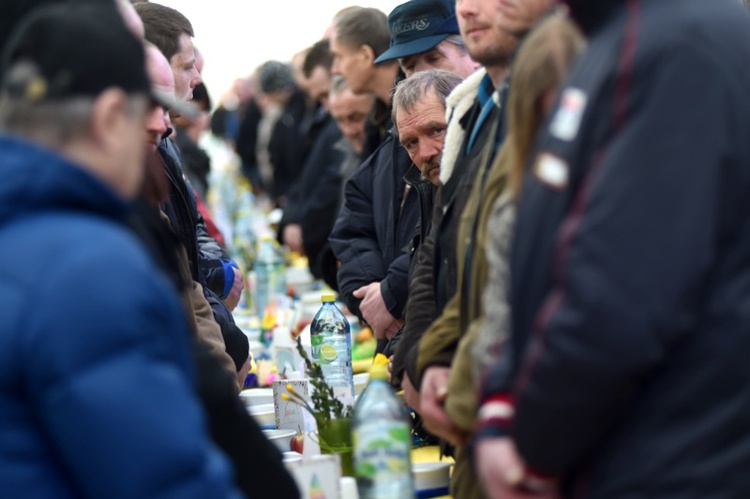 Śniadanie Wielkanocne dla potrzebujących