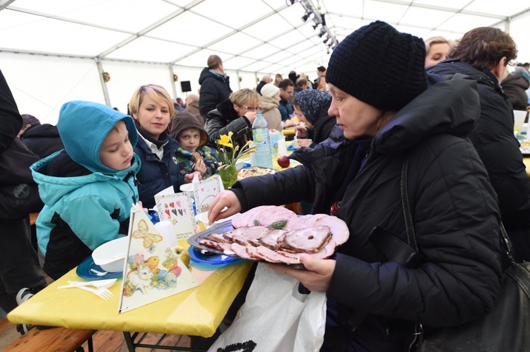 Śniadanie Wielkanocne dla potrzebujących