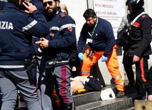 Mediolan: Strzały w sądzie, są zabici