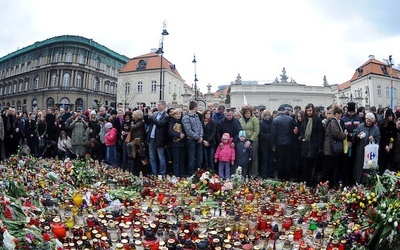 2010. Warszawa po katastrofie
