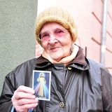 Jezus Miłosierny po sąsiedzku i w, portfelu