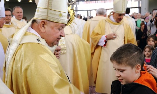 Kardynał i siostra Radość zapraszają na ŚDM