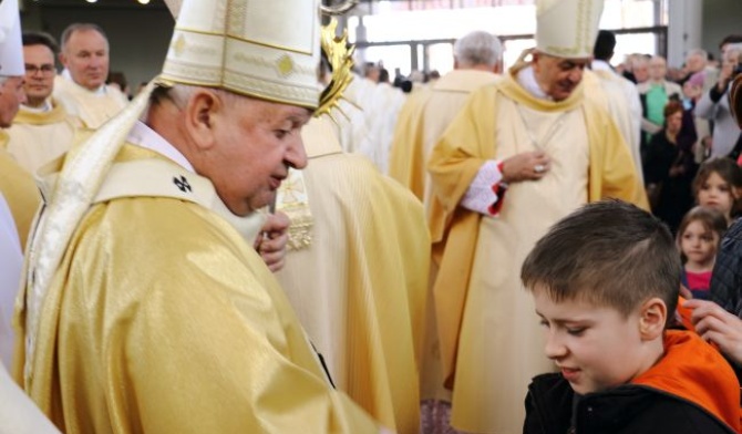 Kardynał i siostra Radość zapraszają na ŚDM