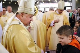 Kardynał i siostra Radość zapraszają na ŚDM