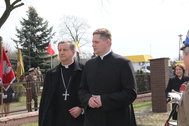 Obchody 75. rocznicy zbrodni katyńskiej w Skierniewicach