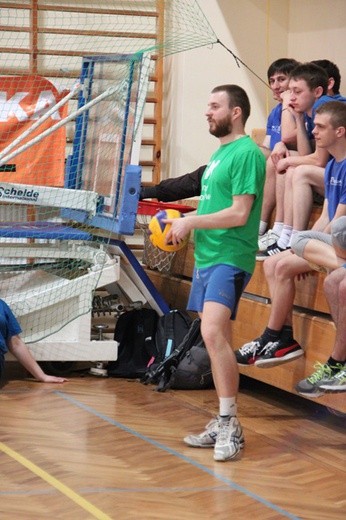 Wyg­ry­waj bez pychy, przeg­ry­waj bez urazy