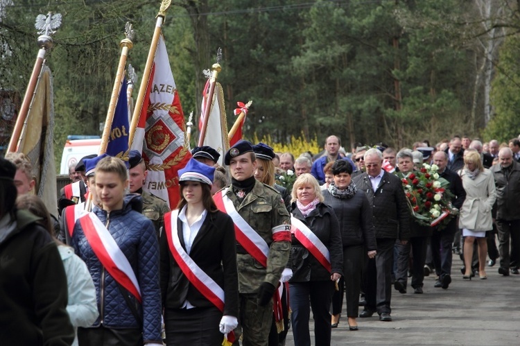 Obchody 75. rocznicy zbrodni katyńskiej w Głogowcu